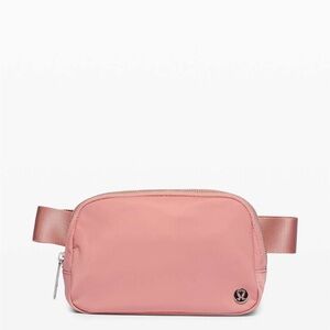Lululemon Everywhere Belt Bag PNPA - Pink Pastel 1L